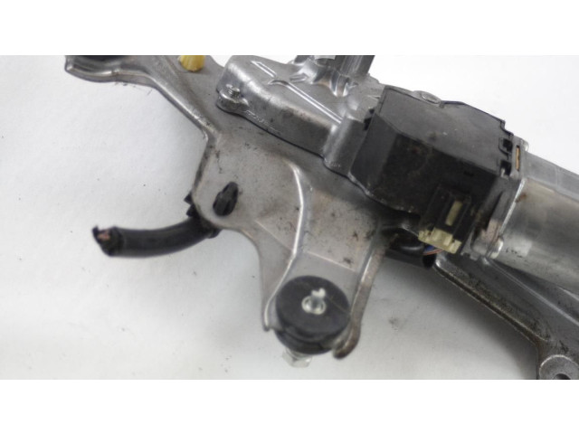 Моторчик заднего дворника 85130-B4020 Daihatsu Terios