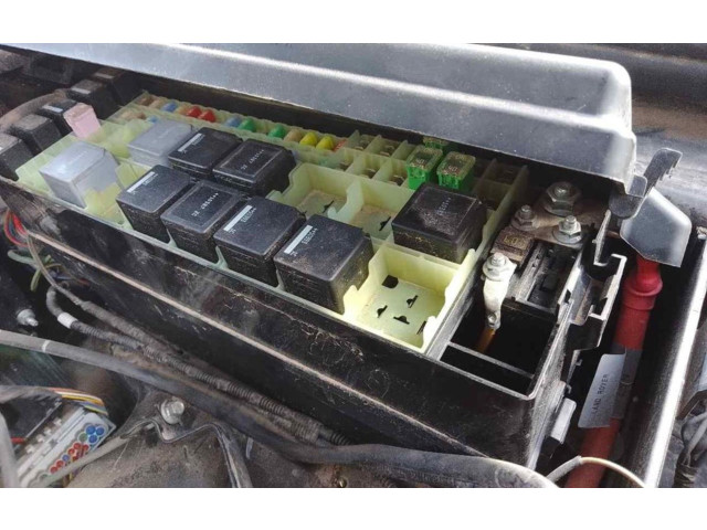 Pojistková skříňka Land Rover Range Rover Sport L320