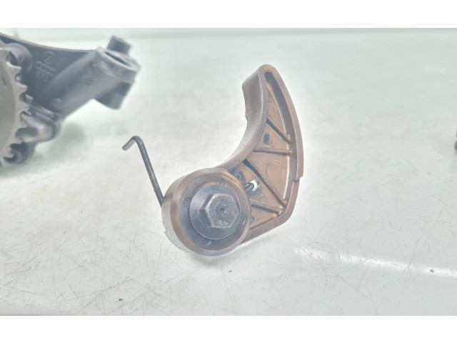 Масляный насос   06A115105, 06A115130B  Volkswagen PASSAT B5 