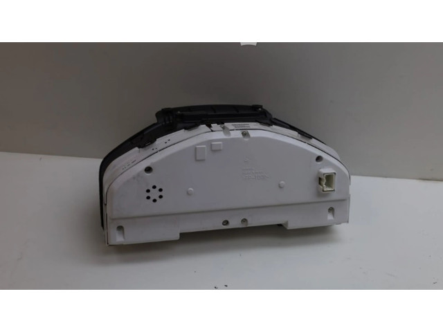 Панель приборов    Volvo V70       