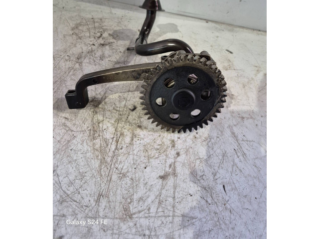 Čerpadlo oleje 070115153 Volkswagen Transporter - Caravelle T5