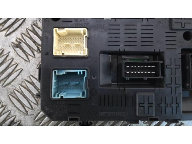 Pojistková skříňka Řídící jednotka BSM 6570A0   Peugeot 3008 I 2009