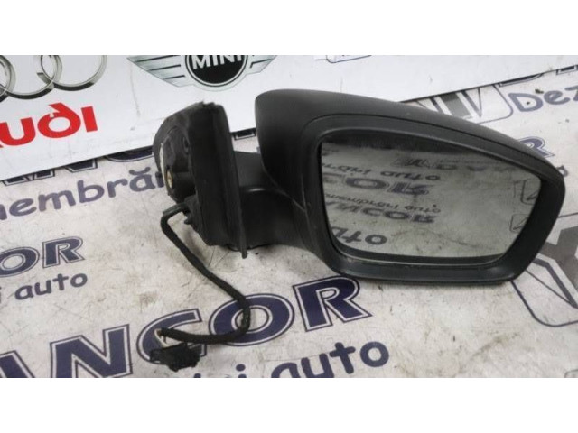 Зеркало электрическое        Skoda Rapid (NH)  2012 - 2019 года   