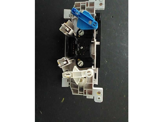 Блок управления N106278B Dacia Duster