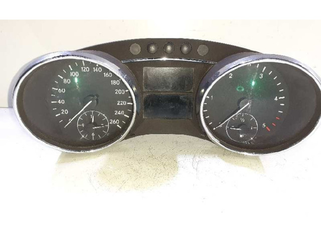 Панель приборов A2514401211, A2515408147 Mercedes-Benz R W251