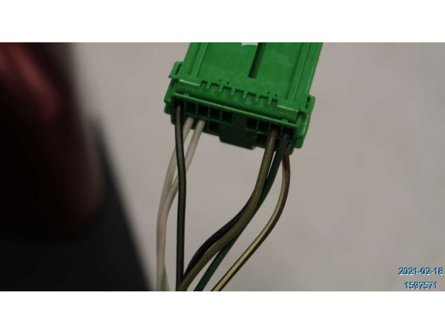 Зеркало электрическое        Volvo V70  2000 - 2004 года   