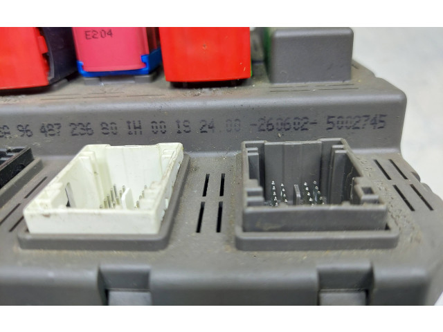 Pojistková skříňka 9648723680 Peugeot 607 2005