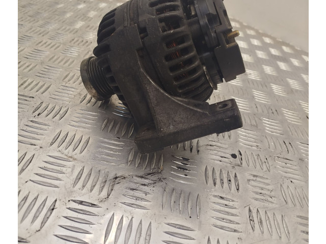 Генератор 30658085, 0124525060   Volvo V70      