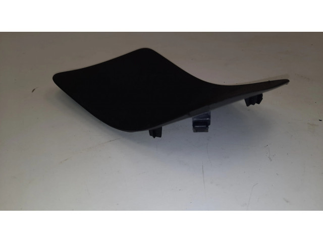 Другая деталь салона