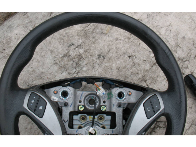 Volant Hyundai i30 2012