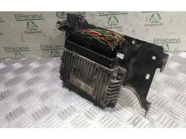 Блок управления коробкой передач S118047501   Citroen Xsara