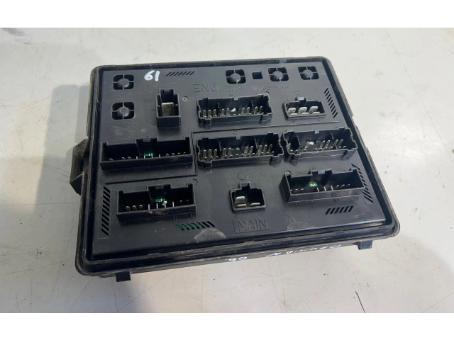 Ящик предохранителей (комплект)     PA66M30    SsangYong Rexton 