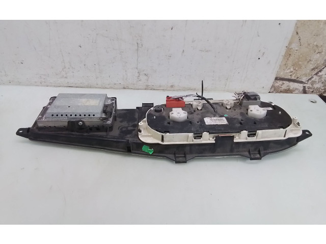 Přístrojová deska Renault Vel Satis 2004 8200013676