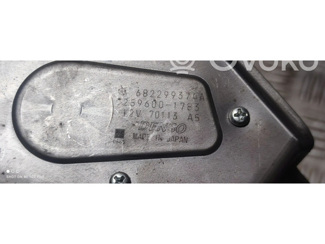 Моторчик заднего дворника 68229937AA Jeep Grand Cherokee