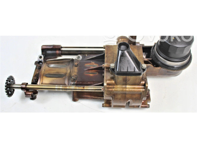 Čerpadlo oleje 7537887 BMW 7 E65 E66