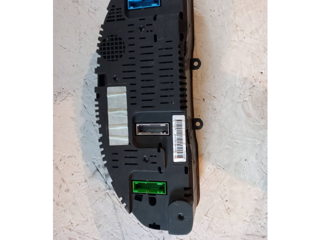 Панель приборов 1100801280   Audi A6 S6 C5 4B       