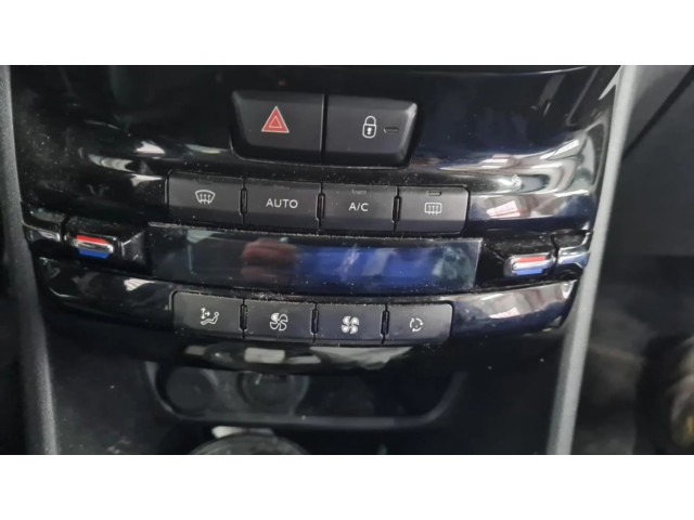 Блок управления климат-контролем    Peugeot 2008 I