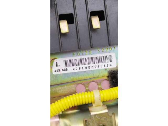 Подушка безопасности пассажира E0720K2201 Subaru Forester SG