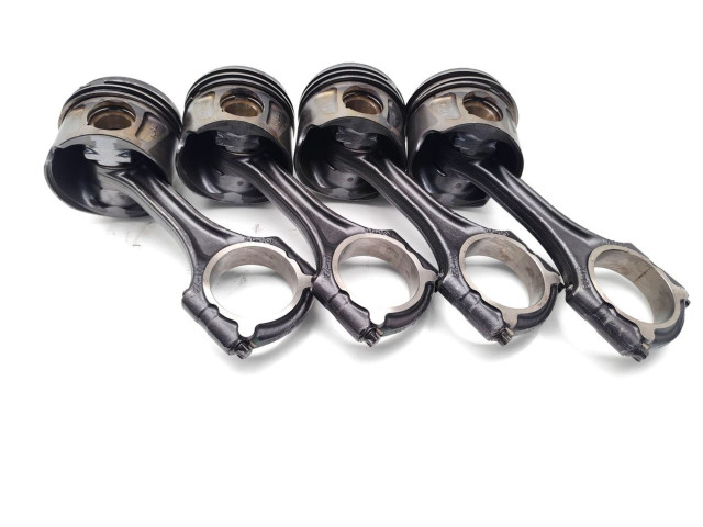 Píst OM640.940, 640.940 Mercedes-Benz A W169 OM640.940