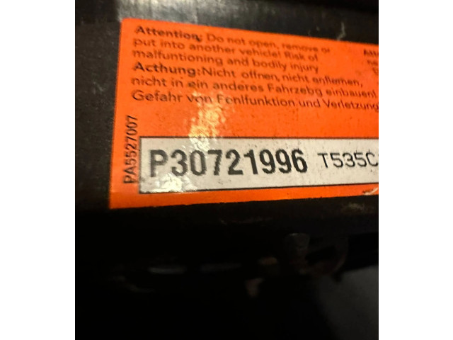 Подушка безопасности водителя P30721996   Volvo V70