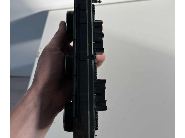 Блок управления климат-контролем 5E0907044E, 5HB01128220 Skoda Octavia Mk3 (5E)