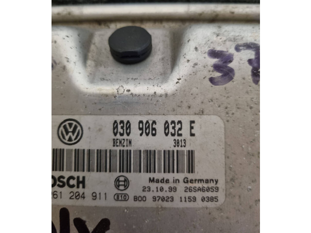 Блок управления двигателя 030906032E, 26SA6059   Volkswagen Lupo