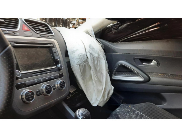 Блок подушек безопасности 5K0959542B   Volkswagen Scirocco