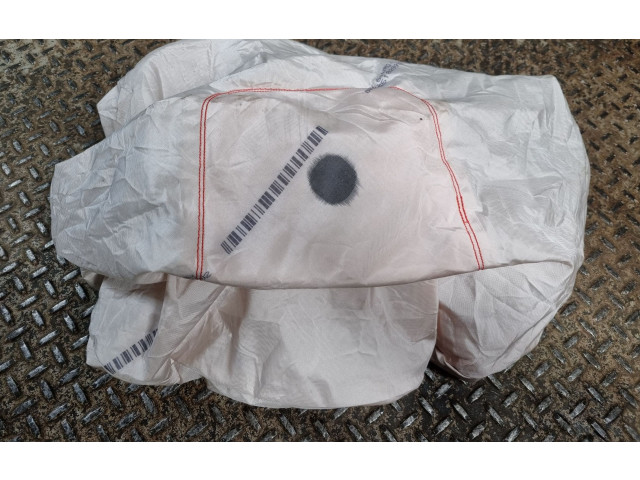 Подушка безопасности водителя 32214988, P032214988   Volvo XC40