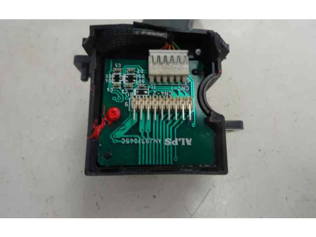 Ручка стеклоочистителей Volvo V70