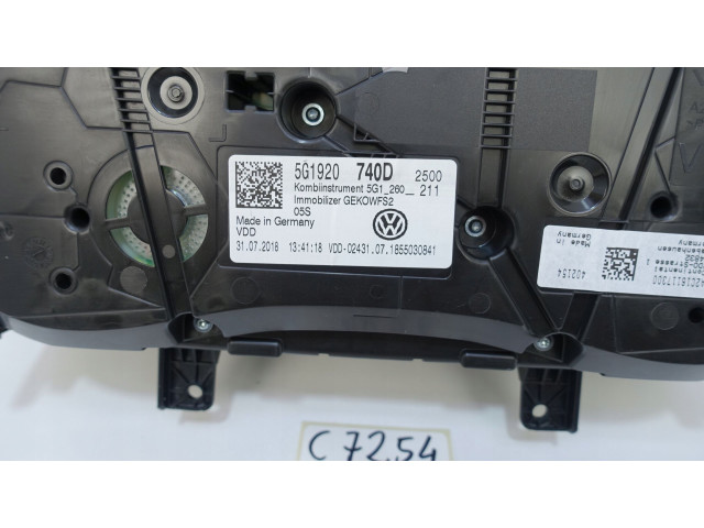 Панель приборов 5G1920740D, 33622KM   Volkswagen Golf VII       
