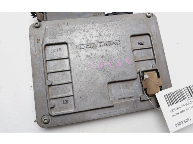 Блок управления двигателем Блок управления 03D906023 Skoda Fabia Mk2 (5J)