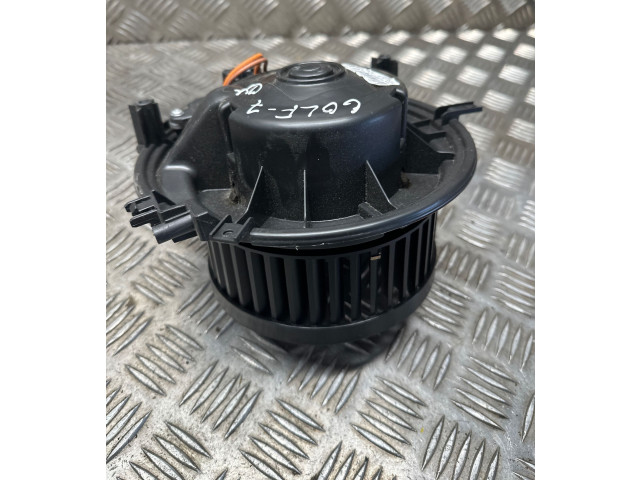 Вентилятор печки 5Q1819021H, 08032800 Volkswagen Golf VII