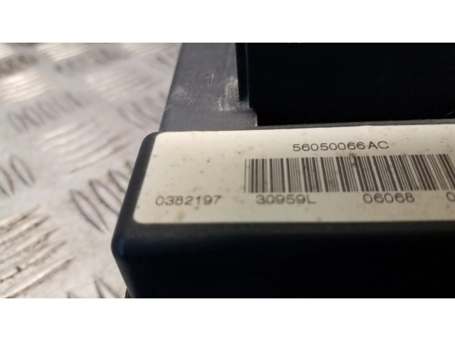 Блок предохранителей 56050066AC Jeep Grand Cherokee (WK)
