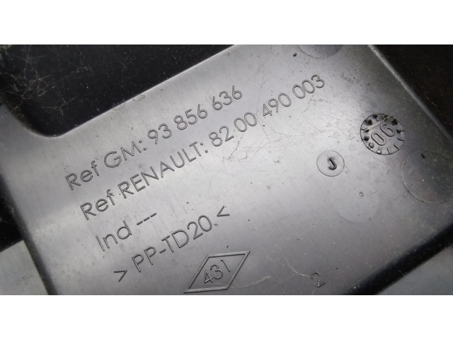 Pojistková skříňka Крышка ящика предохранителей 93856636, 8200490003 Renault Trafic II (X83) 2007