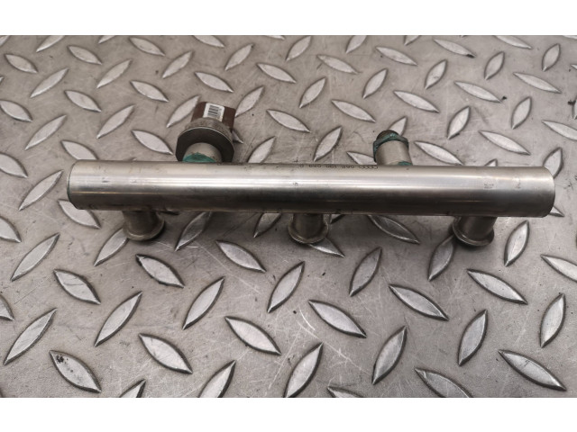 Топливная рампа 06E130089D, 03C906051C Audi A5 8T 8F