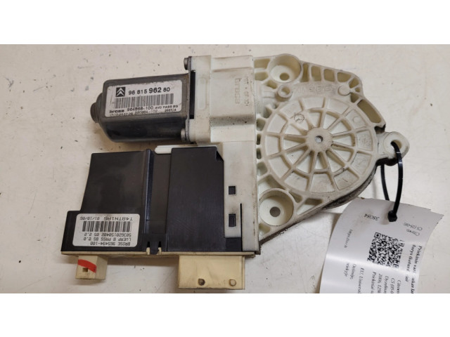 Передний двигатель механизма для подъема окон