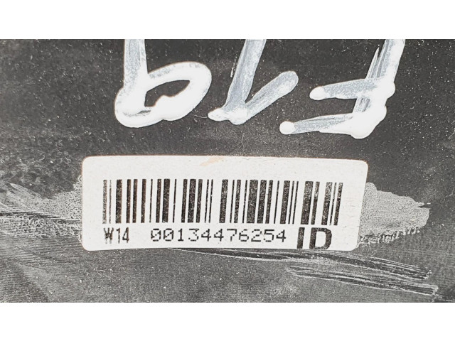 Руль Mercedes-Benz A W176  2012 - 2018 года 3070625      