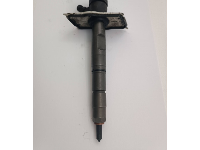 Vstřikovač 0445110158, 057130277M Audi A8 S8 D3 4E ASE