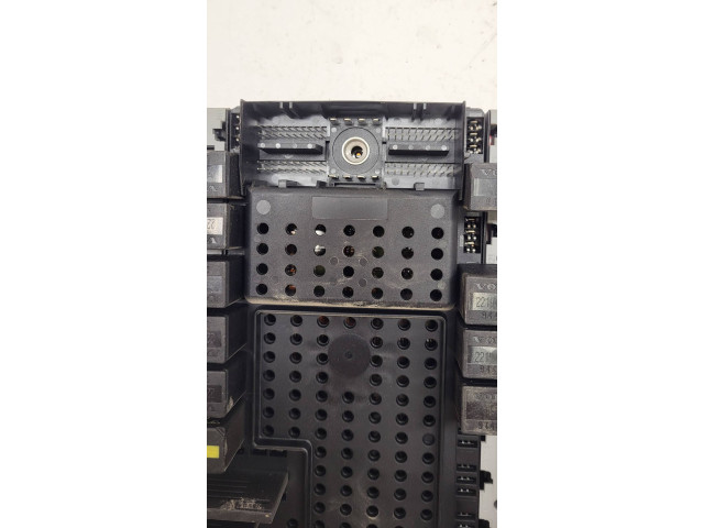 Блок предохранителей 08696098, 08679899 Volvo S60