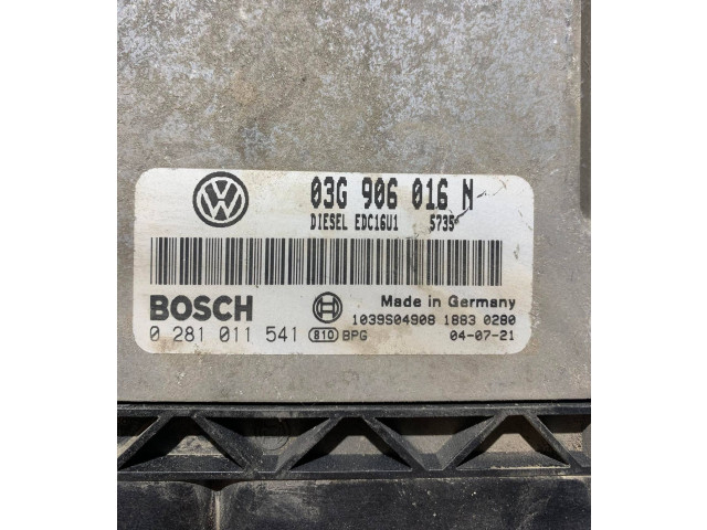 Řídící jednotka 03G906016N, 0281011541   Volkswagen Caddy 2004