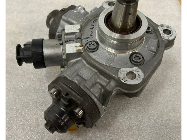 Vstřikovací čerpadlo 057130755AL   Audi Q7 4M    - 