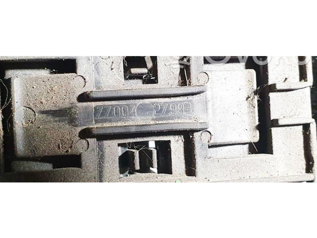 Pojistková skříňka 7700427993 Renault Megane 2000