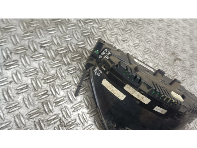 Панель приборов    Mercedes-Benz C W203       