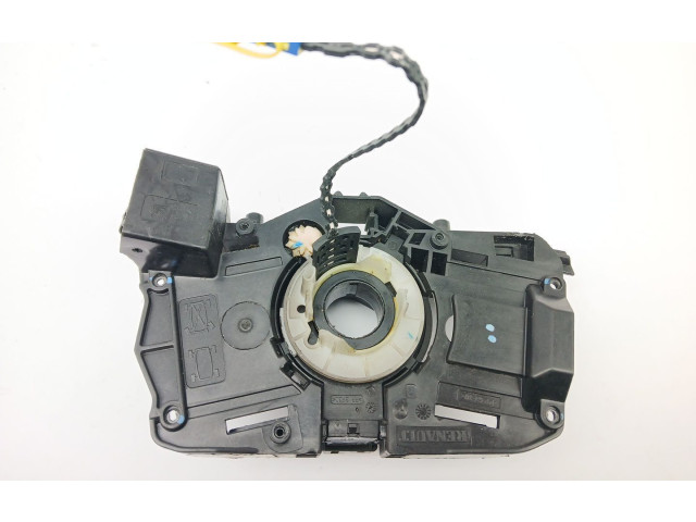 Подушка безопасности водителя 255672302R   Dacia Sandero II