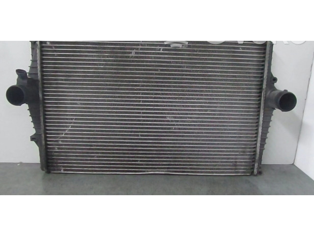 Интеркулер 989580C, 30748809 Volvo XC70