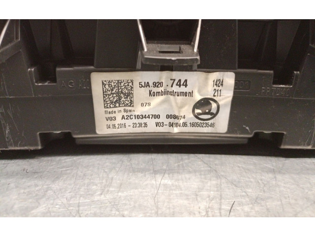 Панель приборов 5JA920744, 5JA920744   Skoda Rapid (NH)       