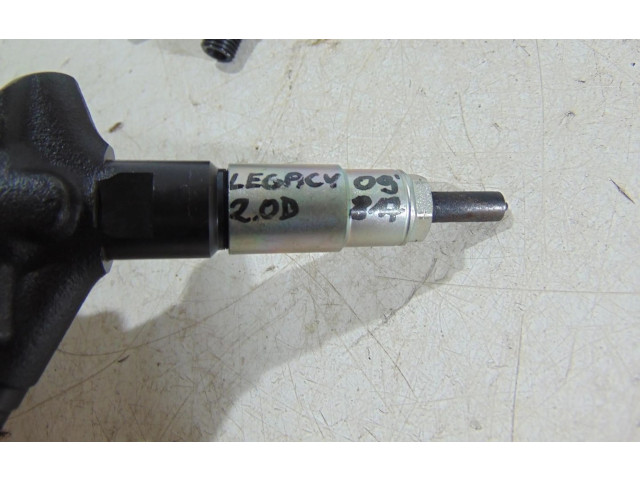 Vstřikovač 16613AA020 Subaru Legacy