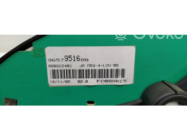 Přístrojová deska Citroen Berlingo 2006 9657951600