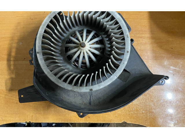 Вентилятор печки    6Q1820015C   Volkswagen Polo IV 9N3