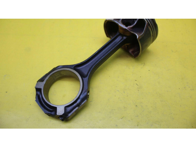 Поршень с шатуном Mercedes-Benz GLE (W166 - C292)